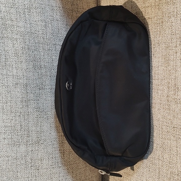 Lululemon•Black Travel Pouch•Used• - Picture 1 of 8